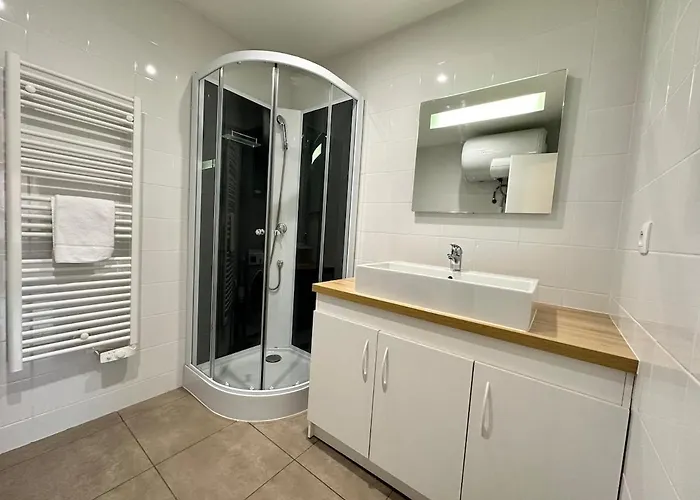 M 104 Palm Nest Cosy Et Calme Proche Metz